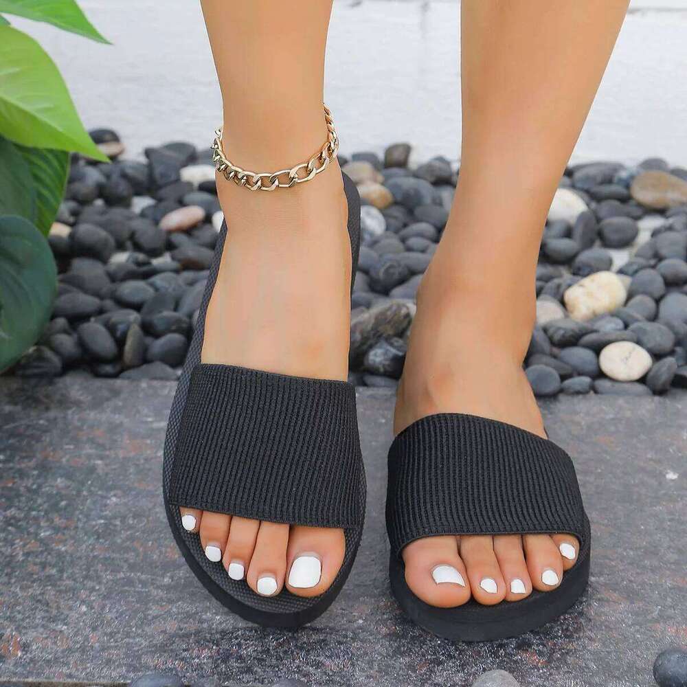 Women Home Slippers Thick Sole Summer Shoes Light Weight Soft EVA Girls Beach Slides Slip-on Black Color Leisure Street Sandals