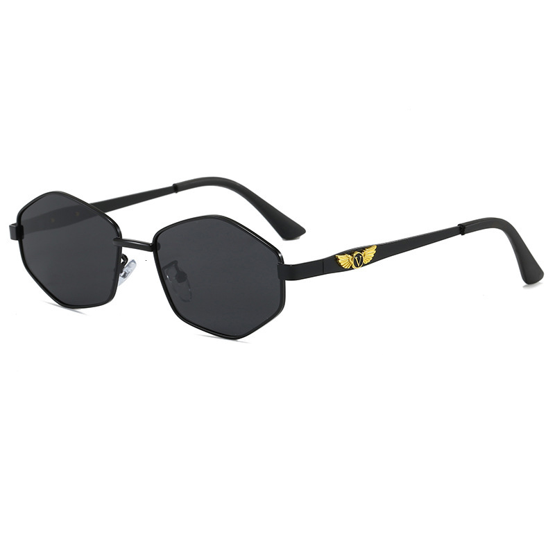 2026 New Men's Designer Luxury Winged Decorative Polarized Sunglasses Metal Frame Retro Polygonal Outdoor Sports Fishing And Driving Sunglasses