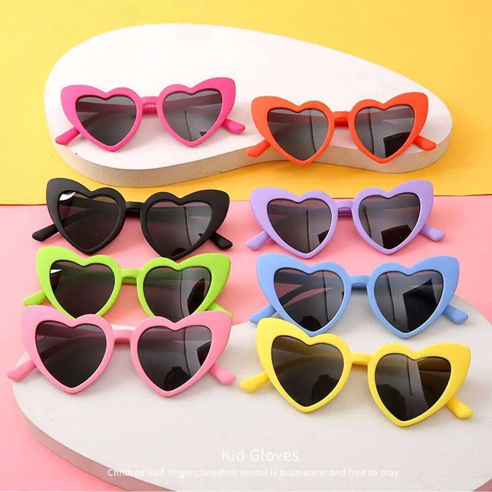 Vintage New Cat Eye Kids Sunglasses Boys Girls Small Triangle Frame Gift Sun Glasses Children Baby Oculos De Sol Infantil UV400 Z260305