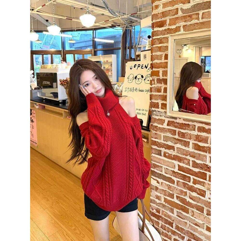 Autumn and Winter Fashion New Women's Elegant Knitted Sweater Loose, Warm, Thickened Design Sense High Neck Off Shoulder Hoodie XJ260305