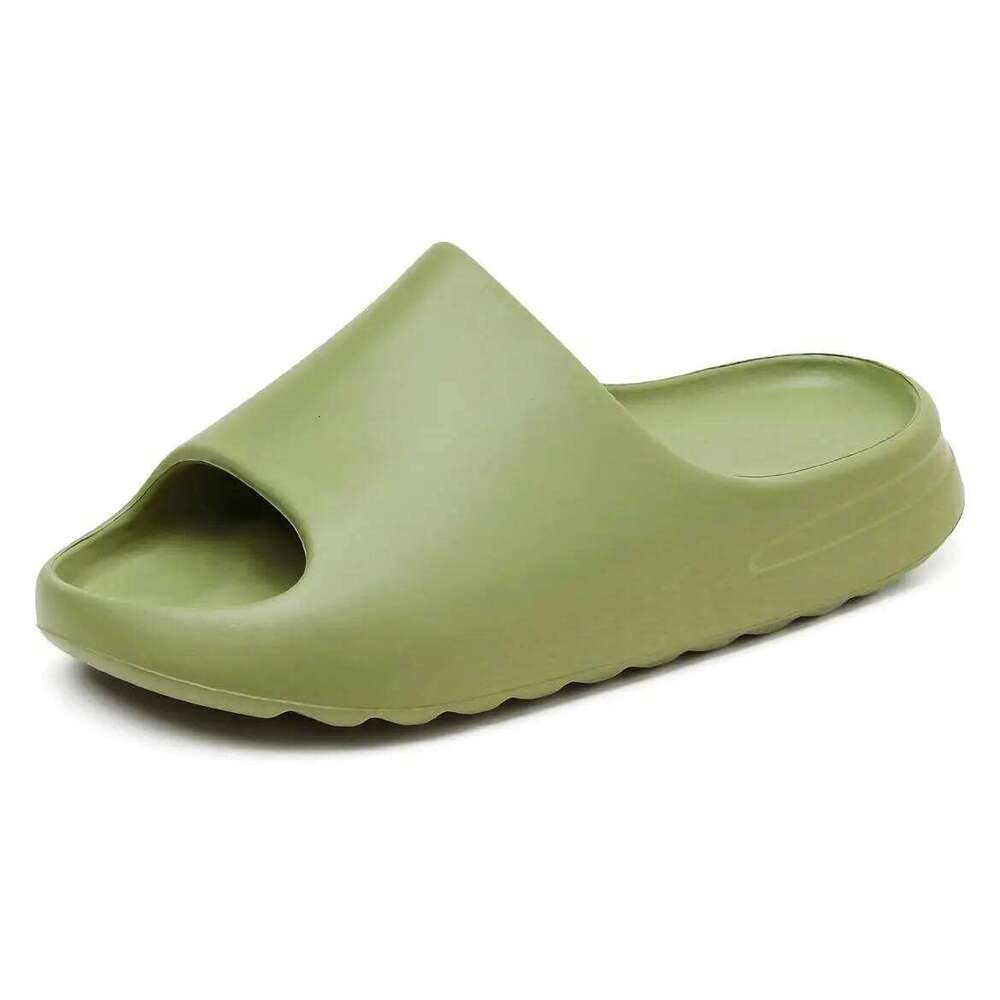 Kidmi Summer Causal EVA Men Shoes Outdoor Nonslip Home Soft Light Beach Cozy Cloud Slippers