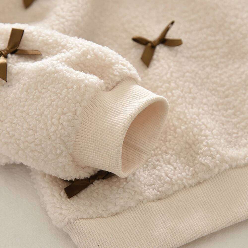 Khaki Fashion Autumn Winter New 3-7 Year Old Girls' Round Neck Long Sleeve Bow Top+pleated Skirt Two Piece Set Korean Version Z260304