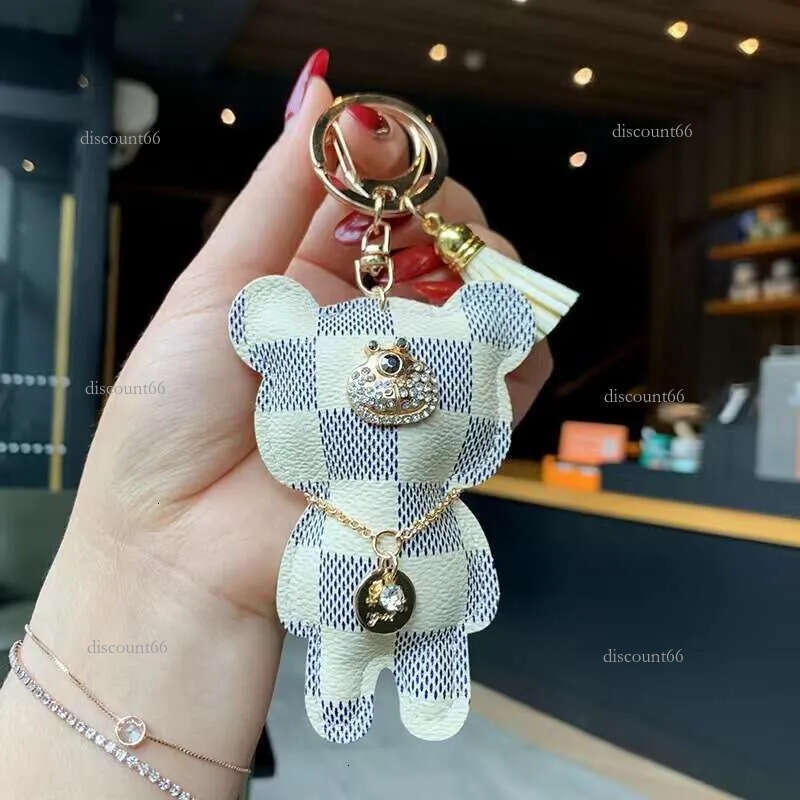 Bag Presbyopia Car Women European And American Trend Keychain Personalized Bear Creative High-End Pendant