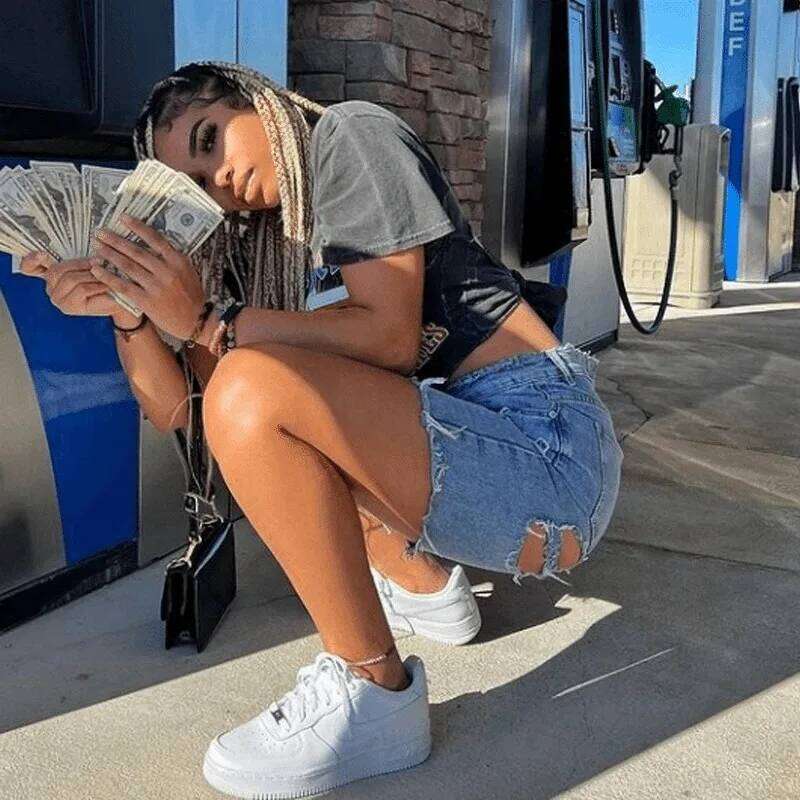 New Washed Ripped Denim Shorts for Spring Summer. Women's Trendy and Individualistic Straight-leg High-waisted Short Jeans XJ260305