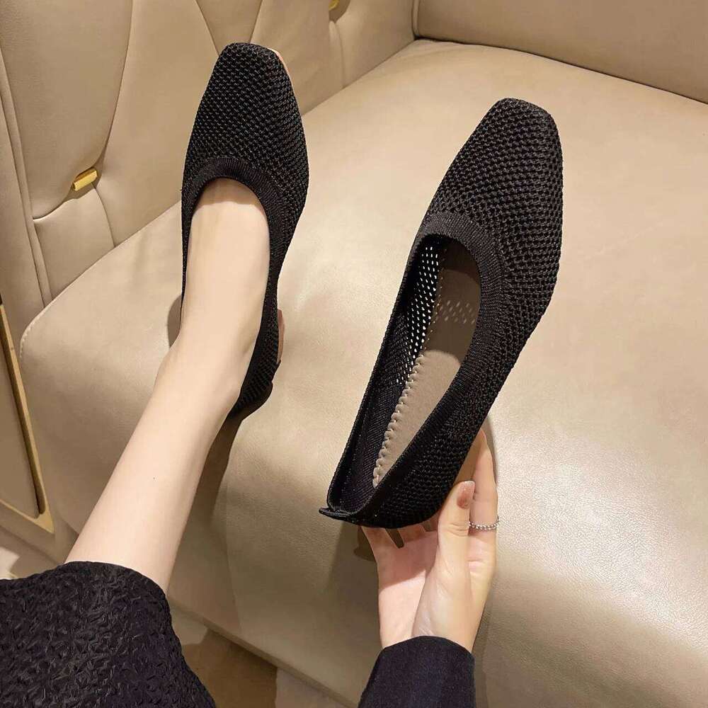 Breathable Mesh Fashion Flats For Women Spring Summer Flat Square Toe Slip-on Loafers Soft Sole Girls Daily Walking Shoes