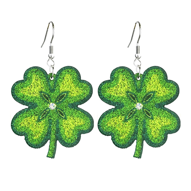 Chic Irish Shamrock Studs with Teardrop Design: Festive Attire Accessory Set
