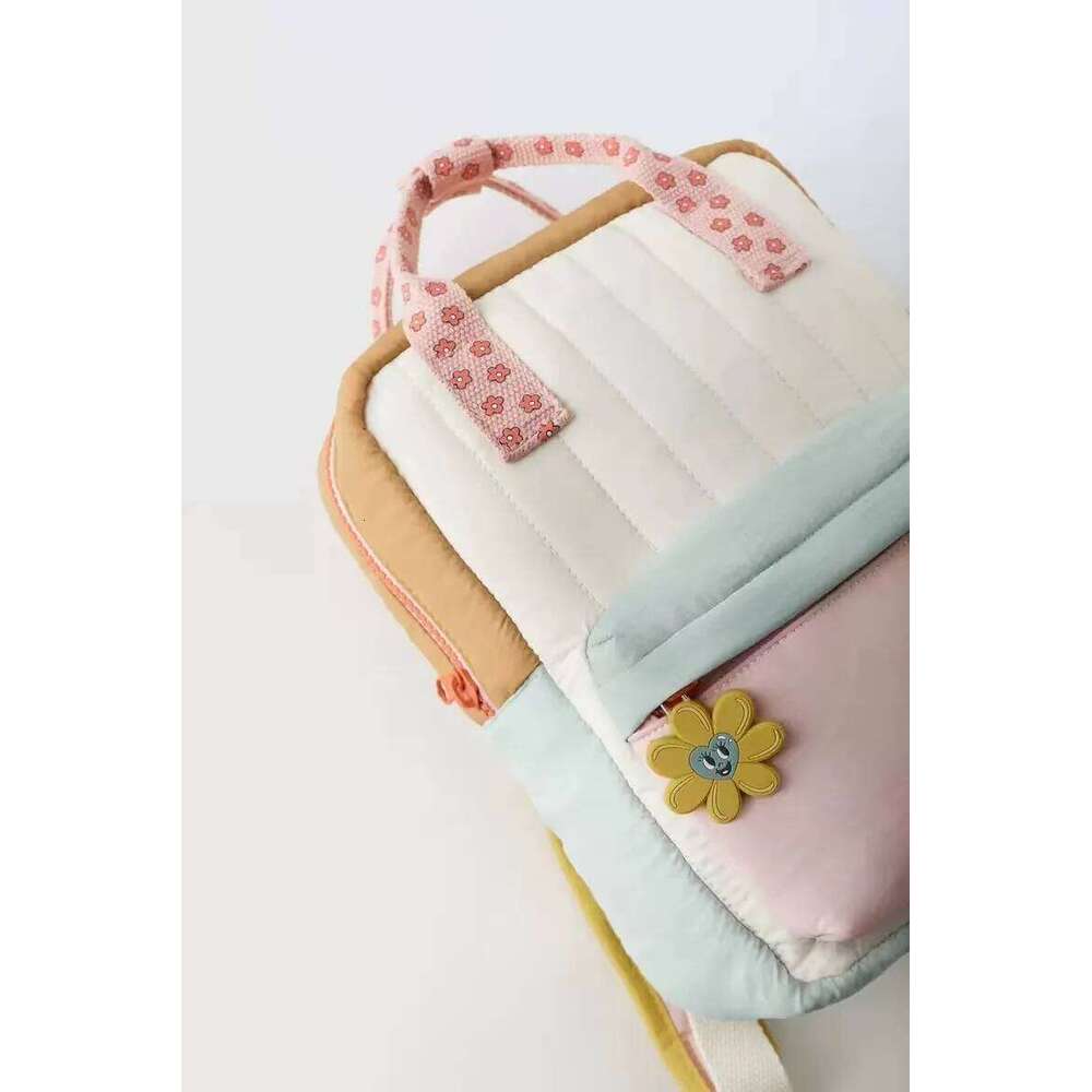 New Lightweight Backpack Shopping Children's Cute Sunflower Pendant with Colorful Small School Bag Z260304