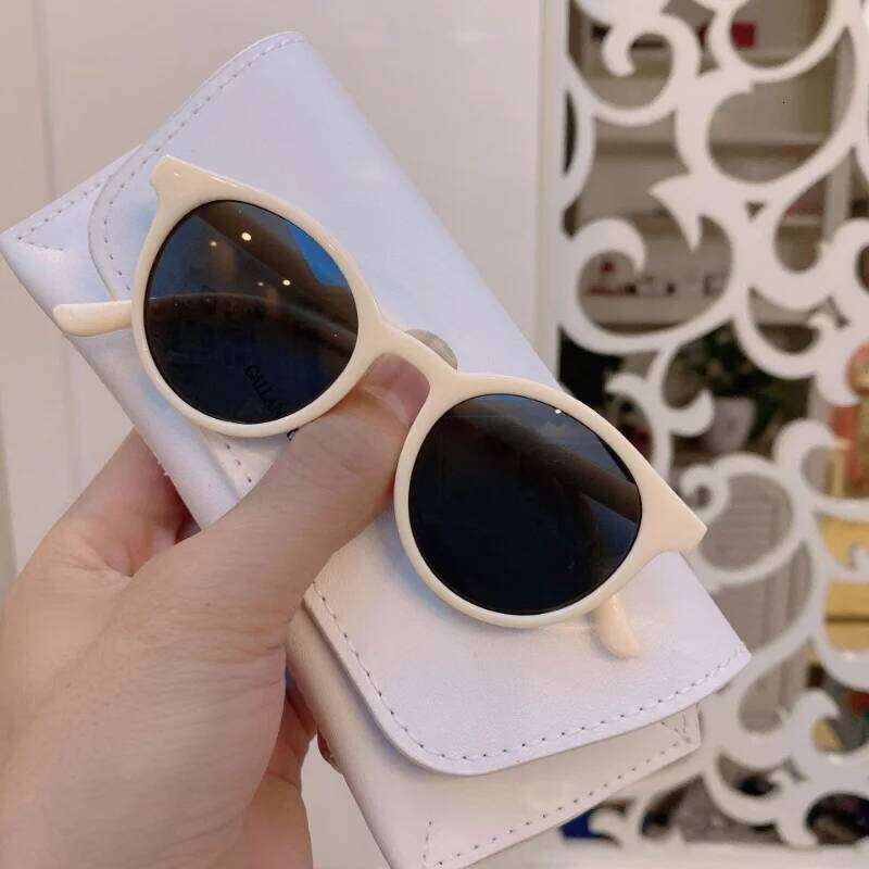 New Hot Sales Cute Sweet Kids Sun Glasses Vintage Trend Baby Korean Sunglasses for Boys And Girls UV400 Z260305