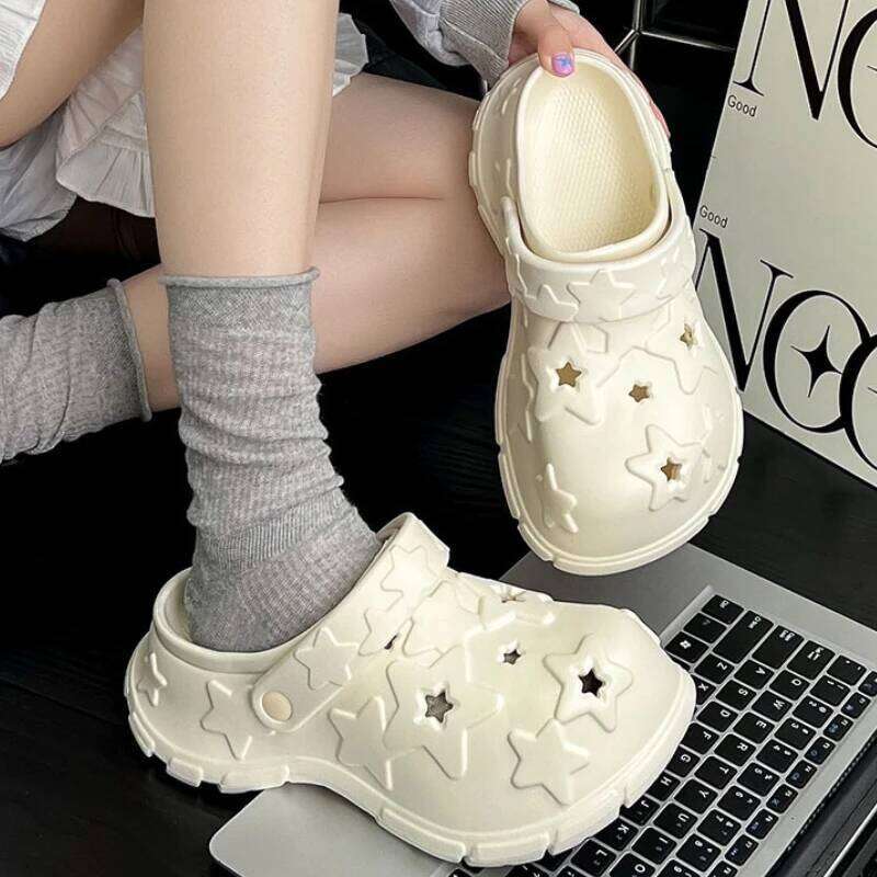 Women Fashion Clogs Summer Platform Slippers Cute Star Style Garden Shoes Thick Sole Girls Home Beach Slides Street Sandals