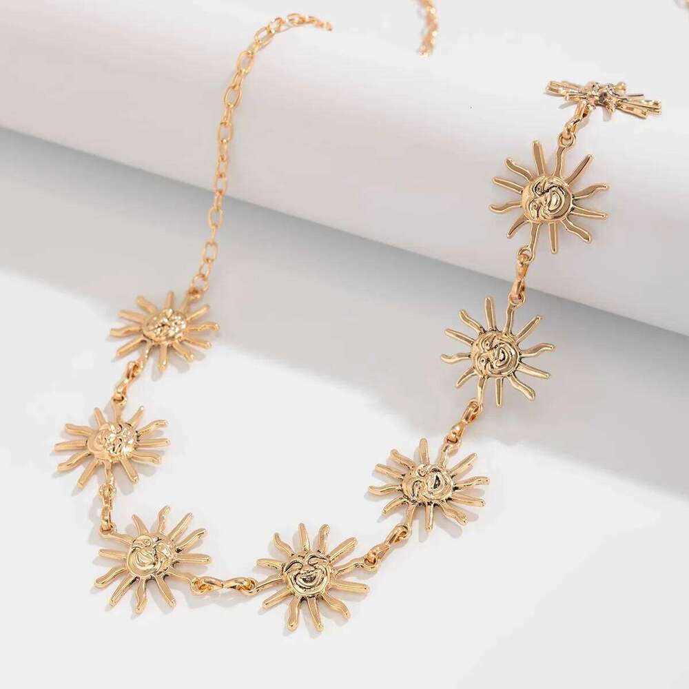 Fashion Vintage Sun Flower Smiley Face Metal Waist for Women Summer Beach Body Chain Gold Plated Belt Female Jewelry S260304
