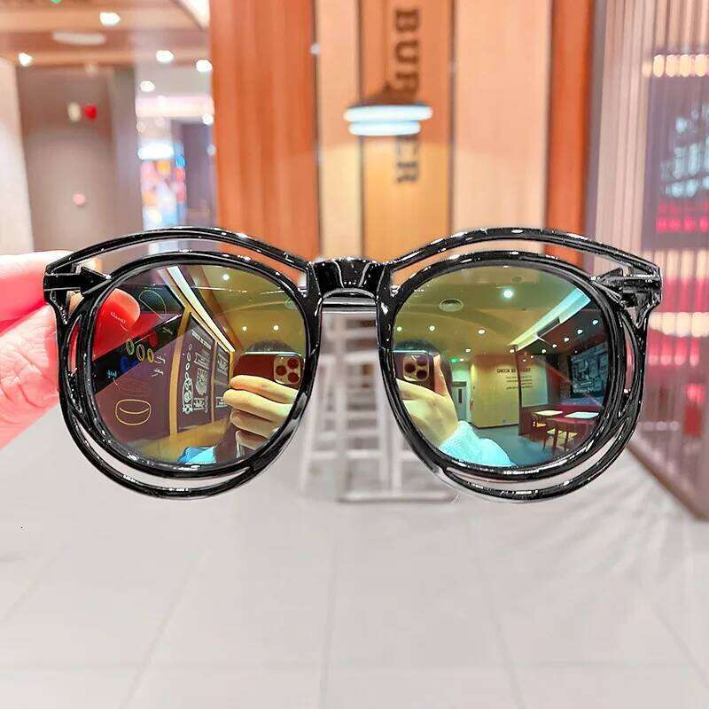 Boys Girls Fashion Handsome Round UV400 Children Vintage Sunglasses UV Protection Classic Kids Cute Eyewear Z260305
