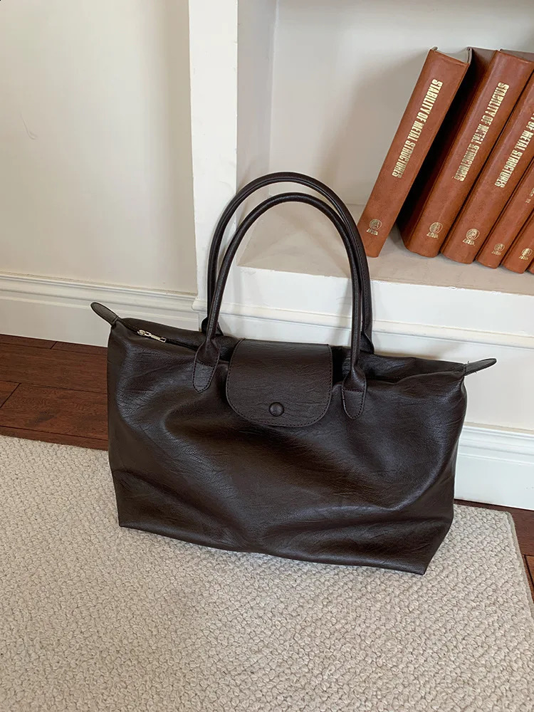 CGC BAG Large Capacity Women Tote Bag High Quality PU Leather Shoulder Bag Simple Commuting Female Handbag 260302