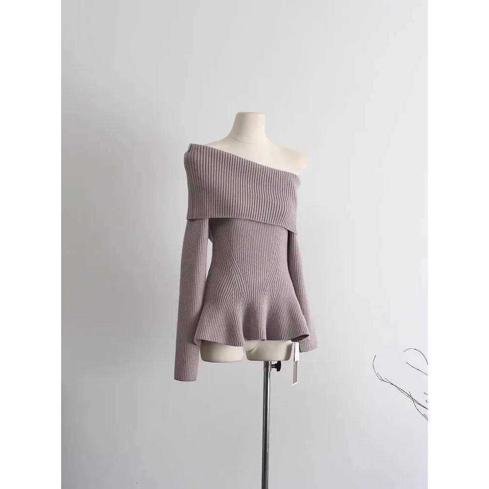 2024 French Autumn Winter Sexy Knitted Elegant for Women Y2k Retro Harajuku Sweaters Female Solid Chic Casual Clothes XJ260305