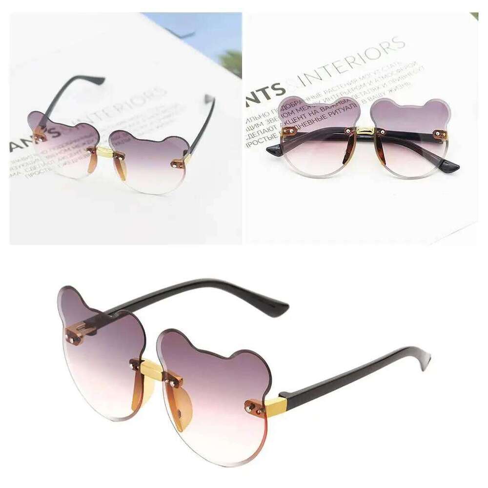 Unique Cat Ear Kids Sunglasses Fashion Resin Lens Protection Lovely Party Decoration Oversized Eyewear for Child Travel Z260304