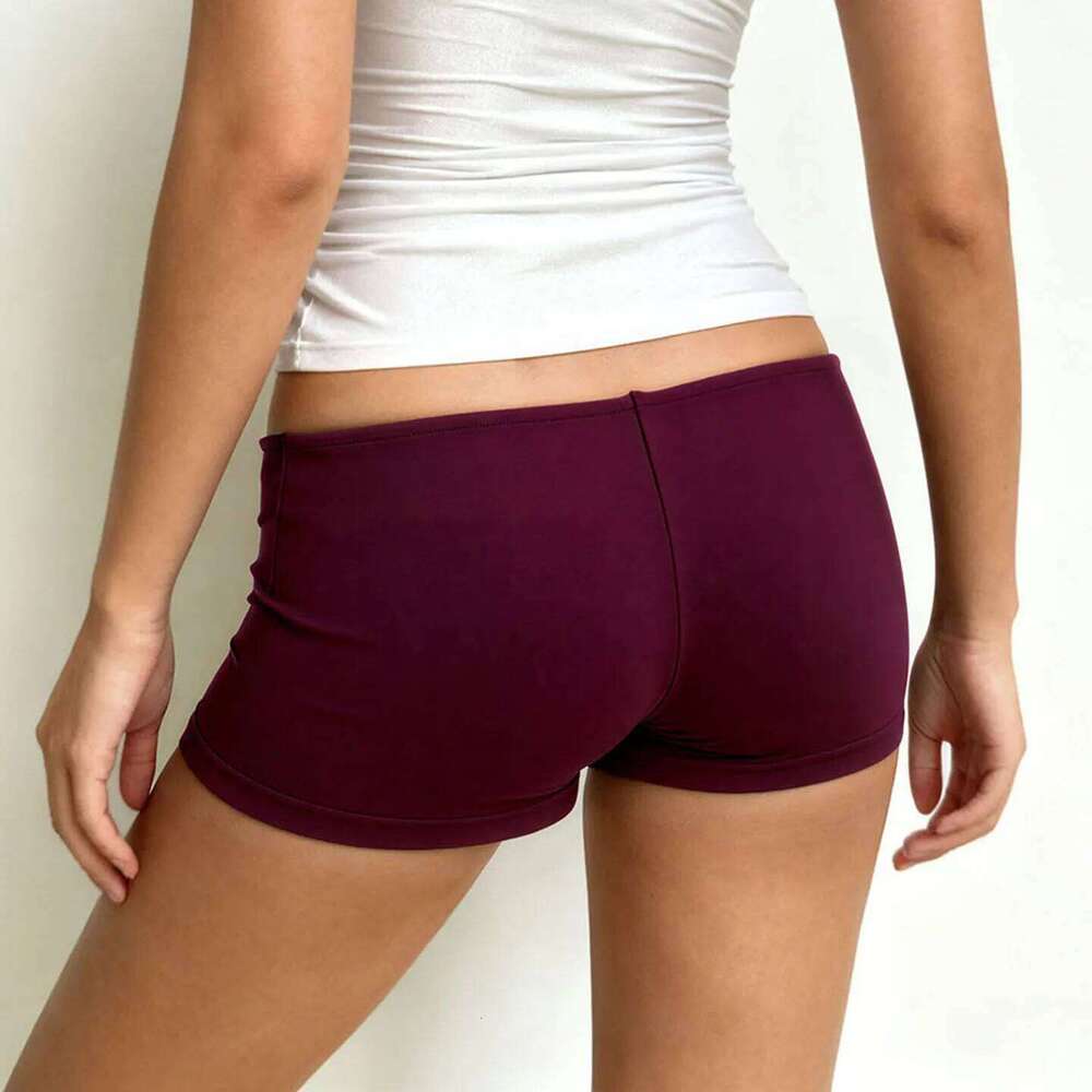 2026 New Women's Sexy Burgundy Pleated Metal Buckle Low Waist Slim Casual Shorts XJ260305