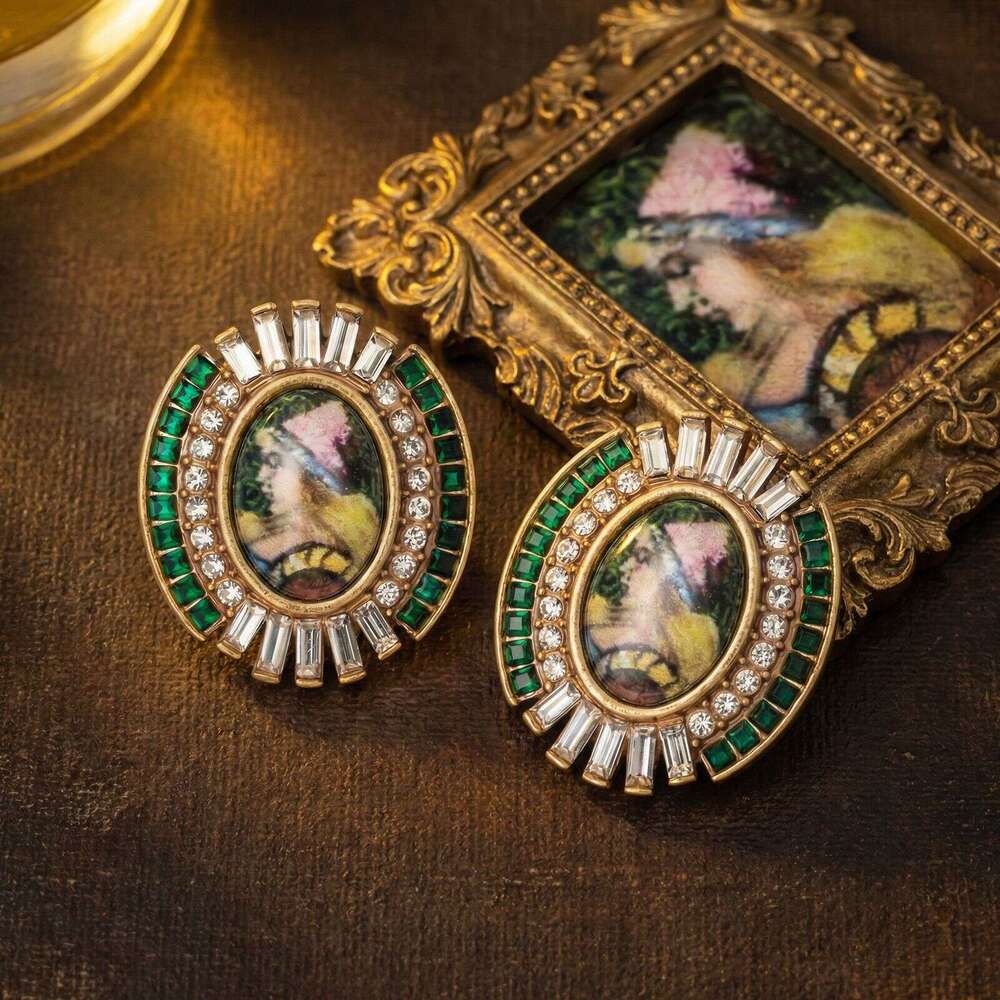 Versatile Retro Oil Painting Emerald Diamond Earrings Niche High-End Vintage Style Elegant Earrings Women High-Quality