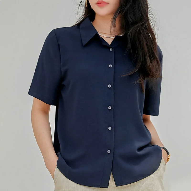 Classic Solid Color Short Sleeve Shirt Women Simple Single Breasted Casual Tops for Woman Summer Elegant White Button Up 260228