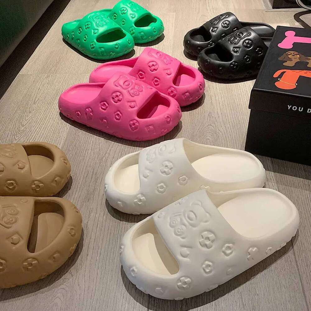 2025 Women's Platform Indoor Slippers Cute Cartoon Summer Sandals Thick Sole Beach Slides Anti-slip Girls Home Floor Shoes