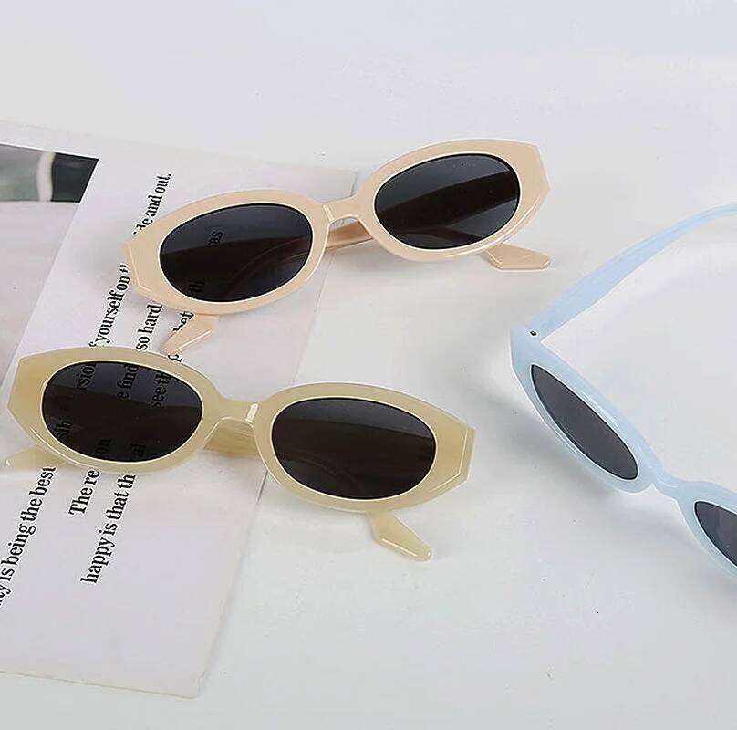 2025 Black Small Frame Sunglasses For Women's Summer Hot Selling, Oval Trendy Sunglasses, Z260305