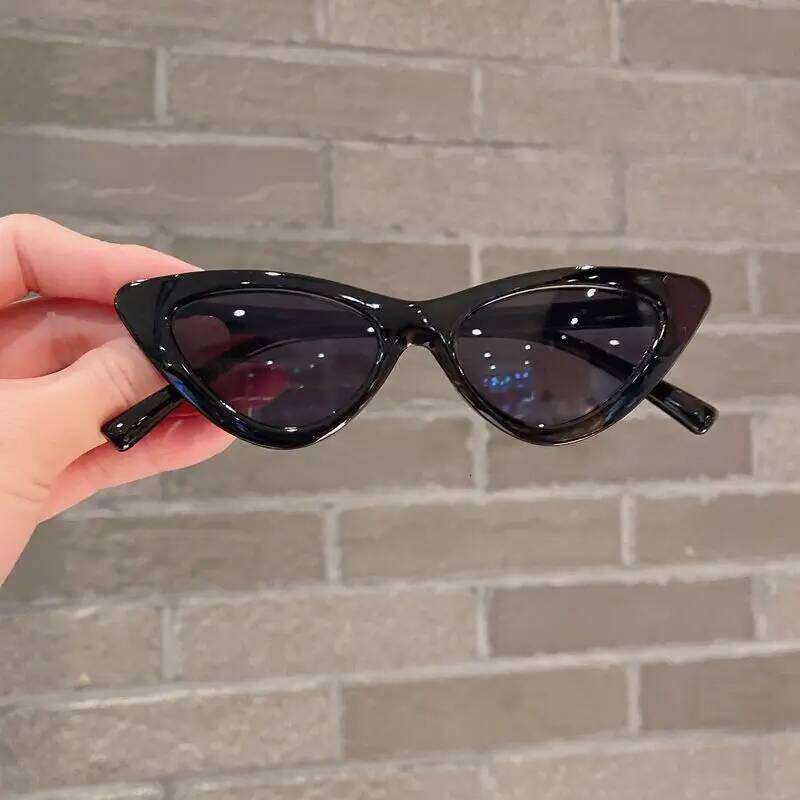 New Cat Eye Sunglasses Children's Sun Personality Triangle Trendy Fashionable Glasses For Boys And Girls Z260305
