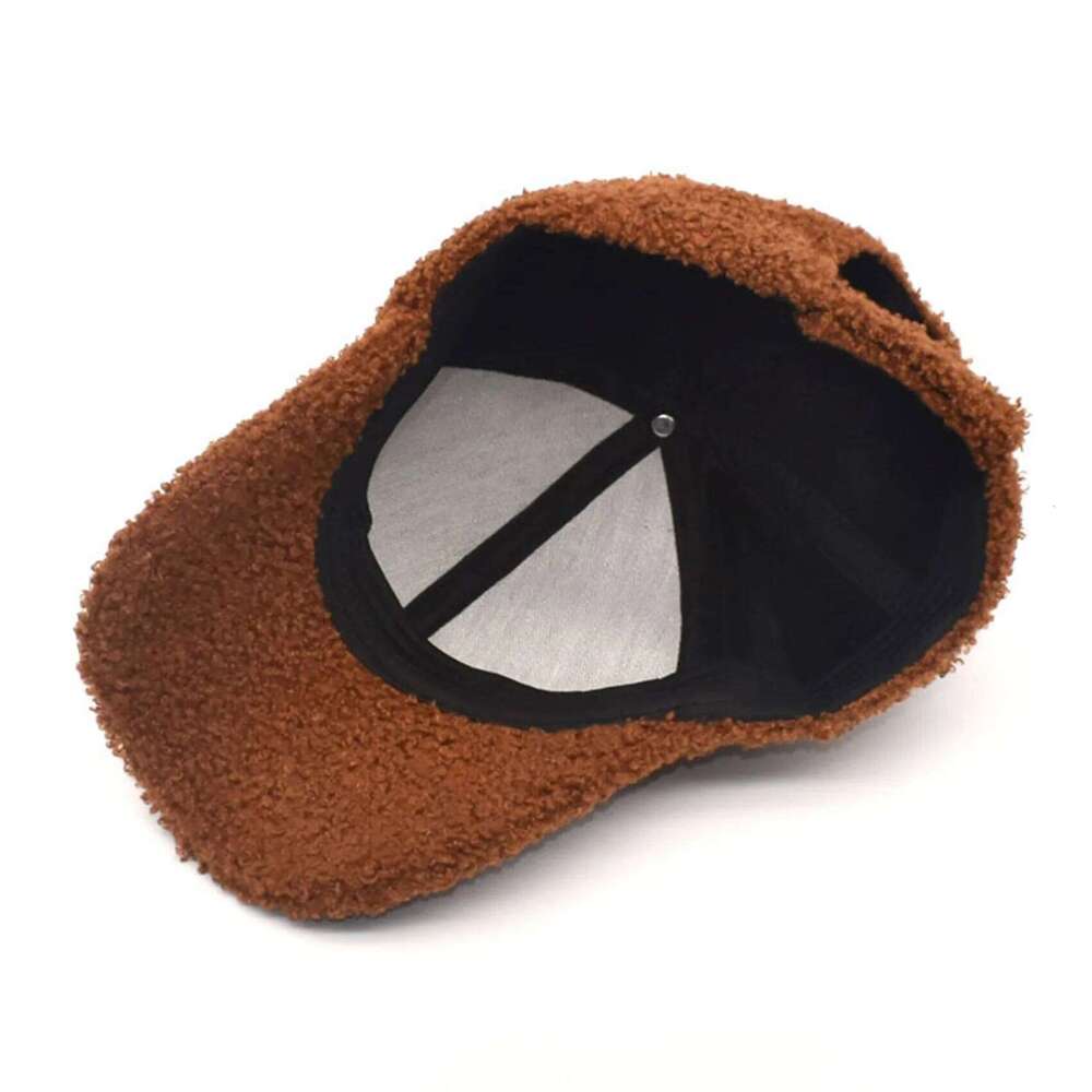 Cashmere Baseball Cap New Winter Windproof Lamb Wool Warm Caps Women Men Plush Simple Hat Casual Comfortable Outdoor Hats Y260304