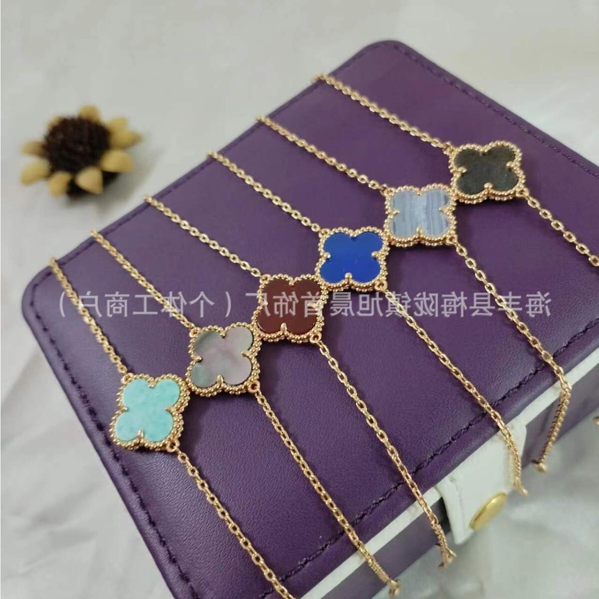 vanly cleeef braclet designer jewelry Carved Mini Clover Single Flower Full Diamond Bracelet for Women Luxury Fashion Elegant Hand Jewelry