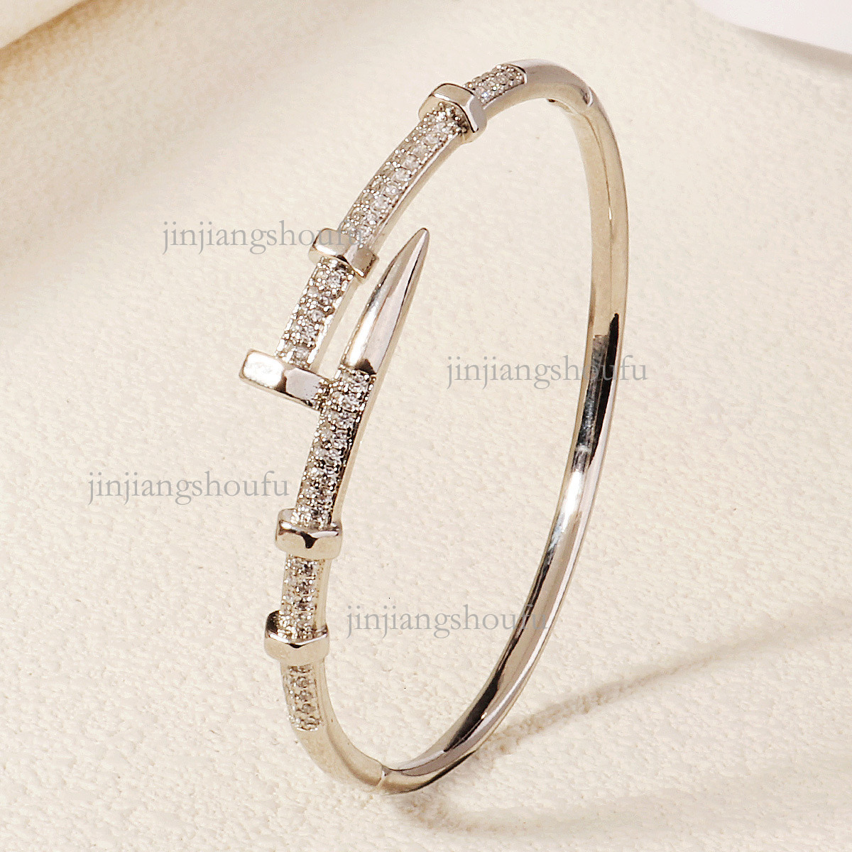 2026 Designer Bracelet Fashion Luxury Brand High-end Zircon Bracelet Wedding Banquet Party Accessories Diamond Studded Nail Opening Bracelet Women