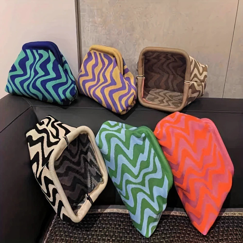2026 Ladies Beach Shoulderbag Vintage Letter Crochet Knitted Tote Crochet Cord Fabric Shopping Bag Unclosed Unlined Purse 260303