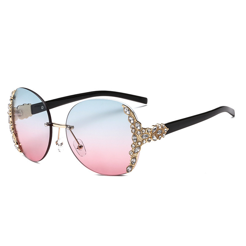 2026 New Designer Luxury Brand Fashion European And American Diamond Inlaid Elegant Fashion Sunglasses Metal Frameless Pointed Sunglasses Women's