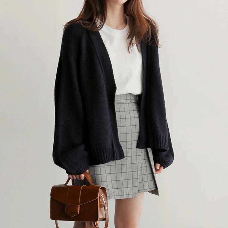 Autumn Fashion Women Loose Knitted Cardigan Short Sweater Jacket V Neck New Casual Office Solid Color Elegant Long Sleeve Coats XJ260305