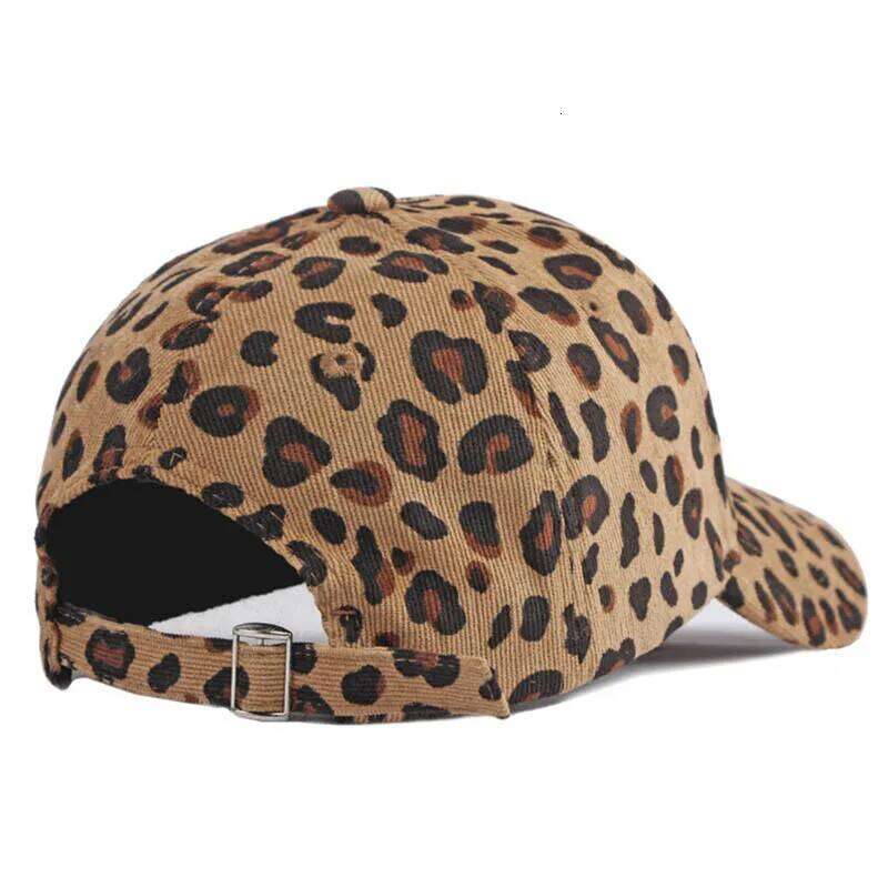 Women Winter Leopard Corduroy Baseball Cap Men Retro Snapback Hip Hop Hat Accessories Cotton Plain Pattern Warm Hats Y260304