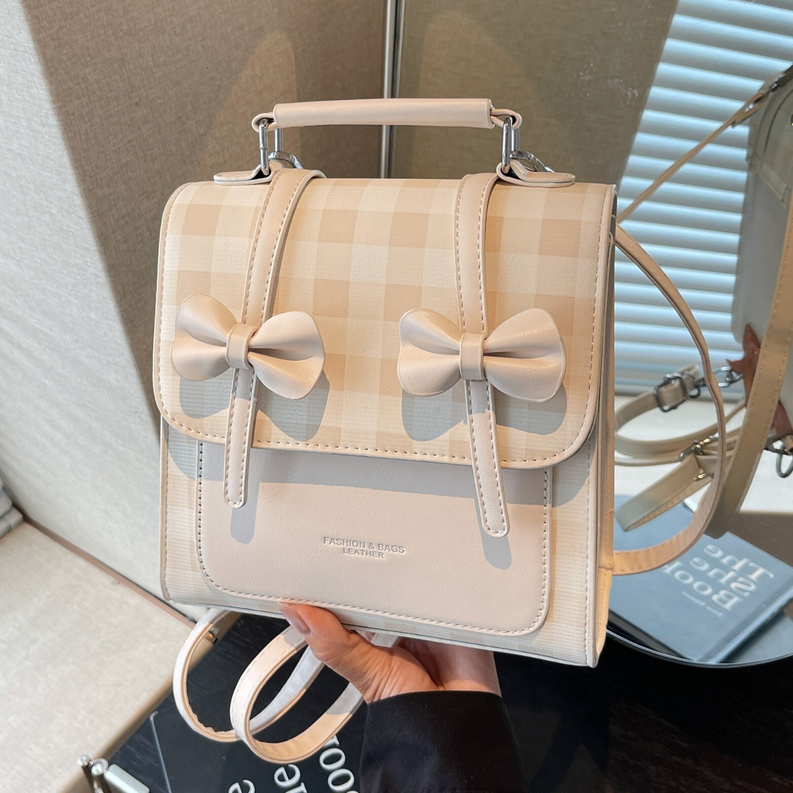 Korean Fashion Academy style Commuting Backpack for Women, New Fashion Bow Handbag, Fresh Backpack, Shoulder Bag, Designer Bag