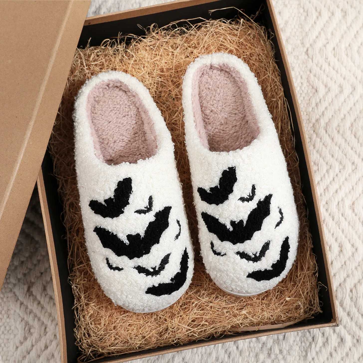 New Halloween Cartoon Pumpkin Home Slippers for Girl Winter Soft Plush Warm Slippers Woman Indoor Non-Slip Cotton Shoes S260305