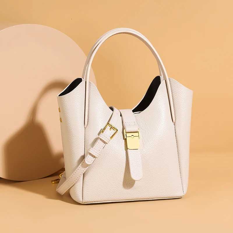 Genuine Leather High Quality Womens Tote Bag Designer Female Crossbody Bag Casual Female Shoulder Messenger Handbags 2026 H260306