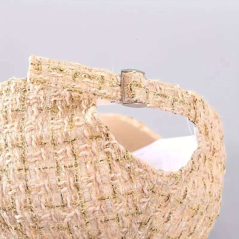 Vibrant Golden Plaid Baseball Cap - Elegant Solid Color Dad Hat with Lightweight Adjustable Design, Perfect for Golf, Sun Protec Y260304