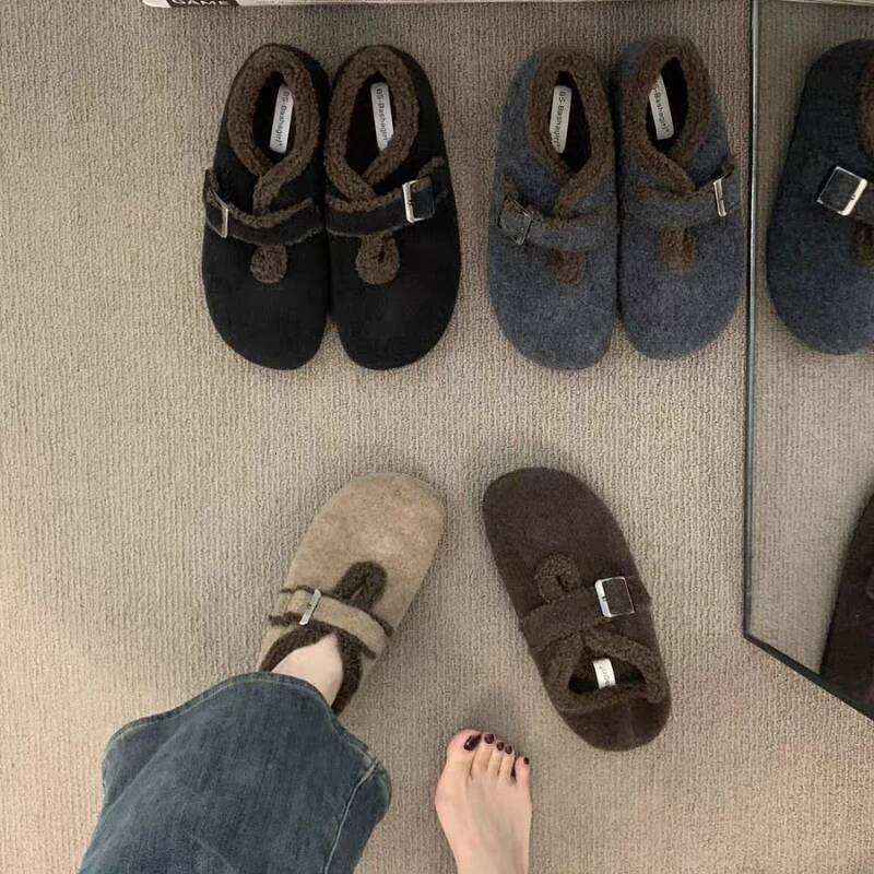 2025 Winter New Women's Retro Buckle Warm Flats Loafers Fuzzy Comfort Casual Shoes