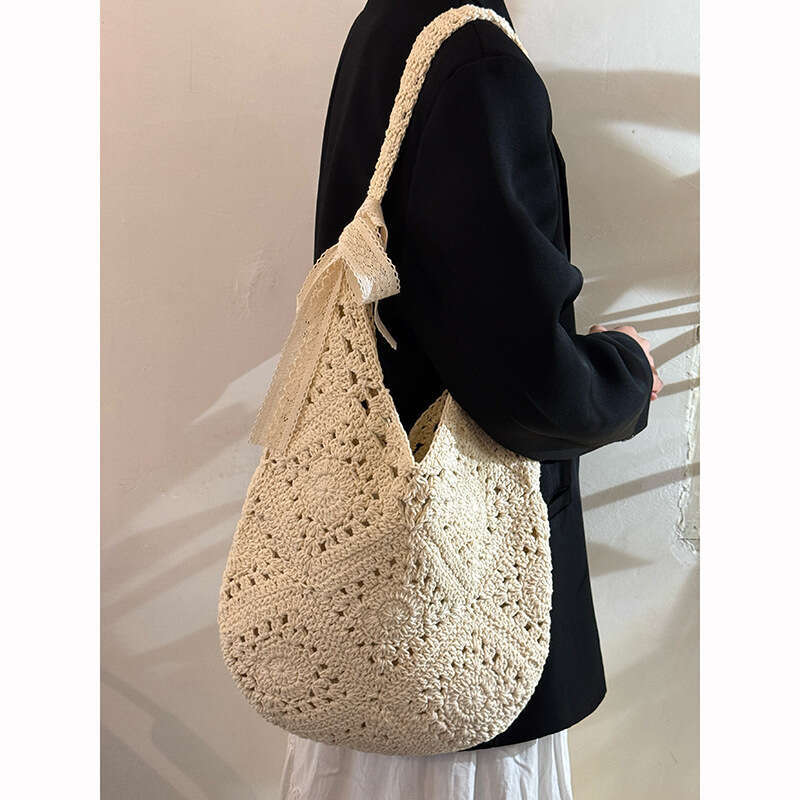 New Fashionable Versatile Woven For Women, Simple And Stylish Large Capacity Tote Bag With A Casual Look