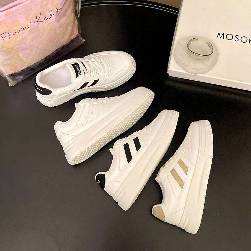 2026 New Women's Fashion Casual Shoes Outdoor Anti-Slip Wear-Resistant Sports Thick Soles Lacing Low-Top Sneakers