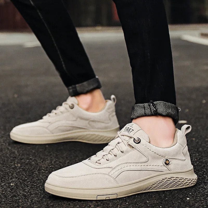 Men Shoes fashion Genuine Leather Casual Shoes Breathable Autumn lace up comfortable Loafers Outdoor Oxfords Men Sneakers shoes 260305