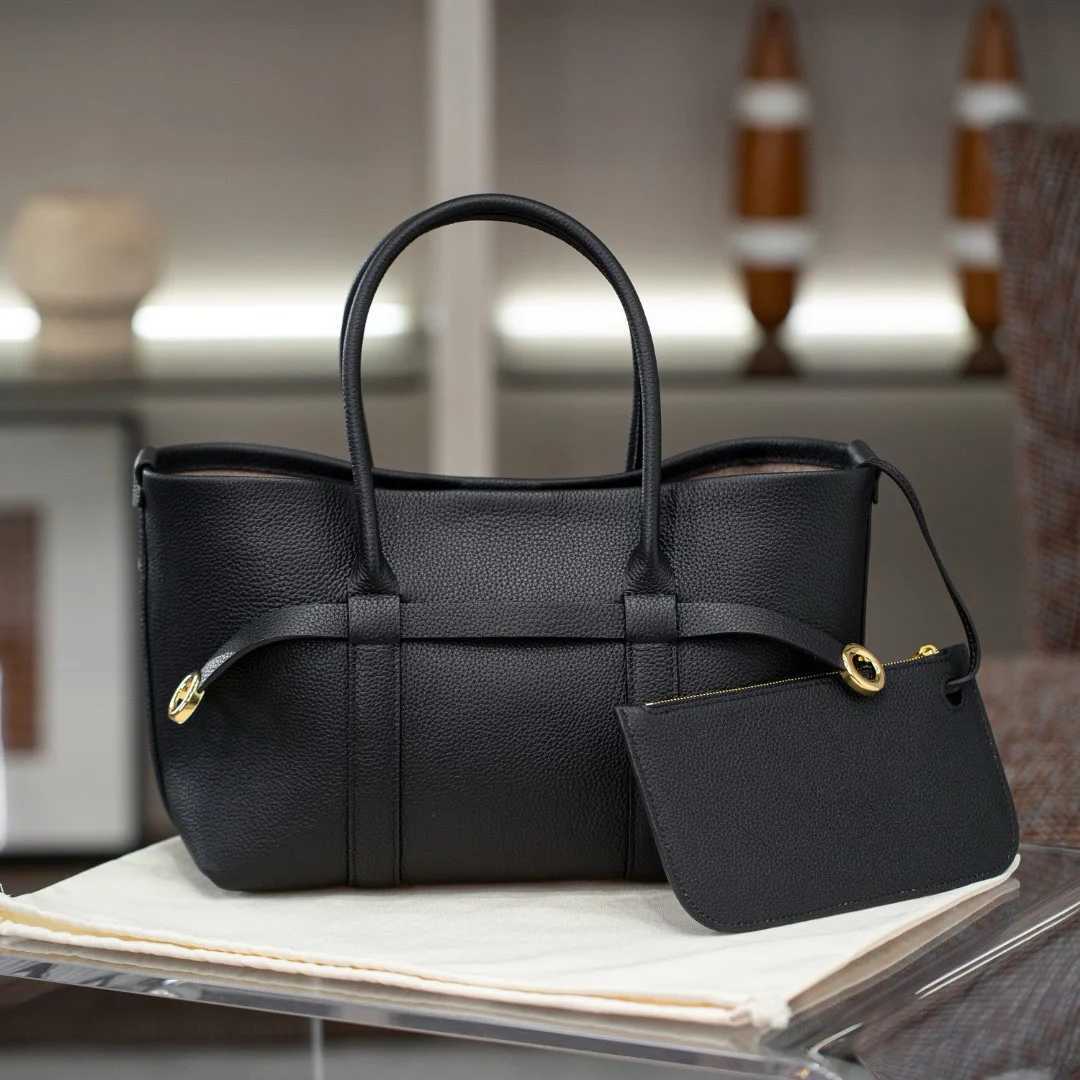 Tote-style Leather Shoulder Bag Bucket Bag for Commuting to Work Briefcase Minimalist Soft Durable Large Capacity H260306