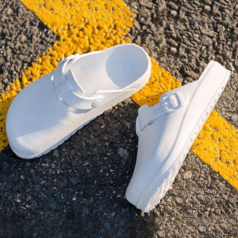 Litfun Fashion Clogs Anti-Slip Lab Waterproof Medical Women Men Working Slippers Shoes Nurses Soft Eva Slides