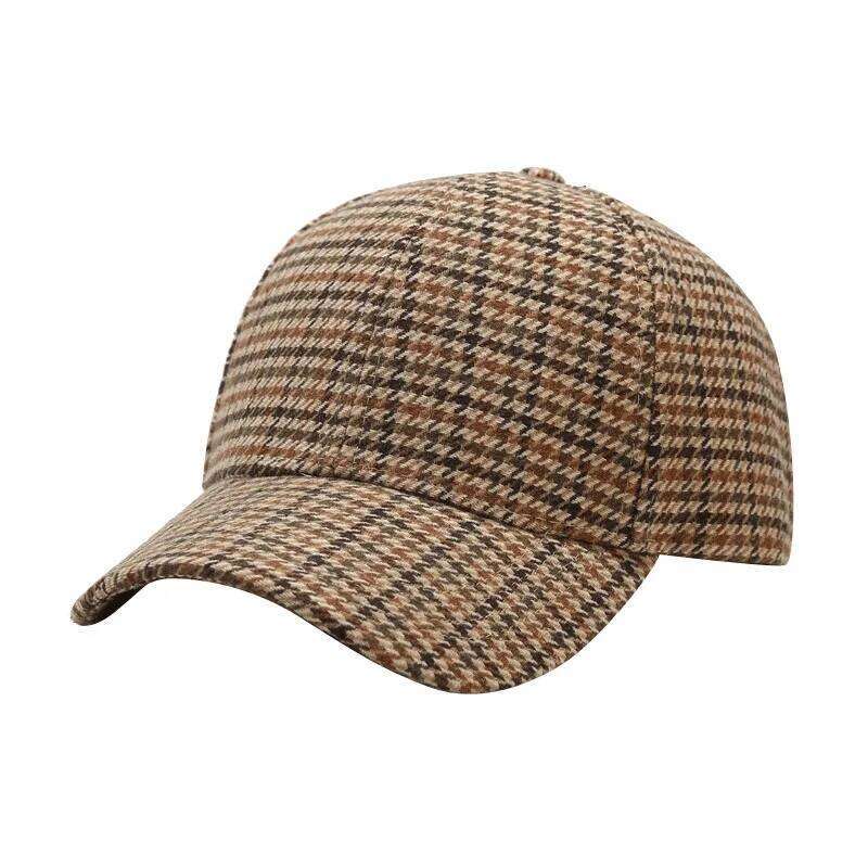 Plaid Baseball Cap - Warm, Lightweight & Adjustable for Autumn/Winter Outdoor Activitie Y260304