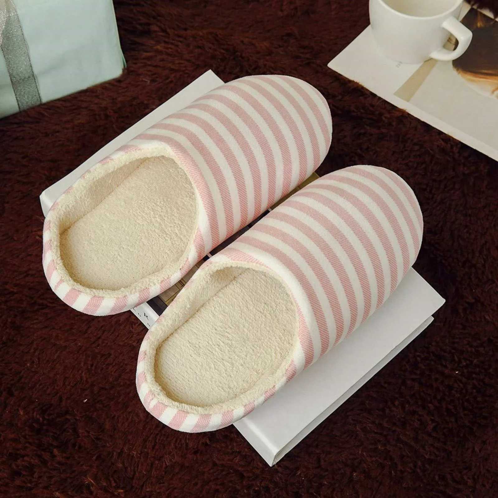New Slippers Women Men Warm Striped Home Cotton Slippers Women Indoors Slip On Flats Cozy Winter Silent Shoes Woman Soft S260305