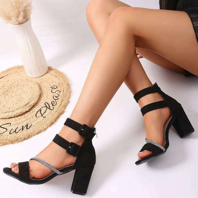 2025 Summer New Women's Fashionable and Comfortable Sandals Outdoor Anti slip Dew toed Simple High Heel Shoes
