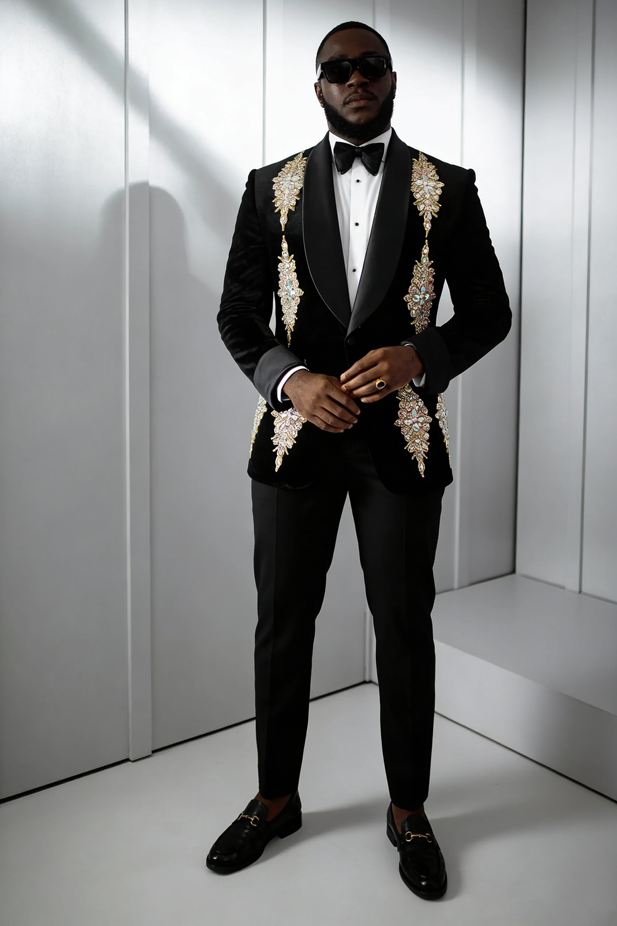 Diamond Appliques Velvet Groom Suits Blazer One Piece Formal Suits Outwear Jacket Customized Evening Party Prom Pocket Jacket