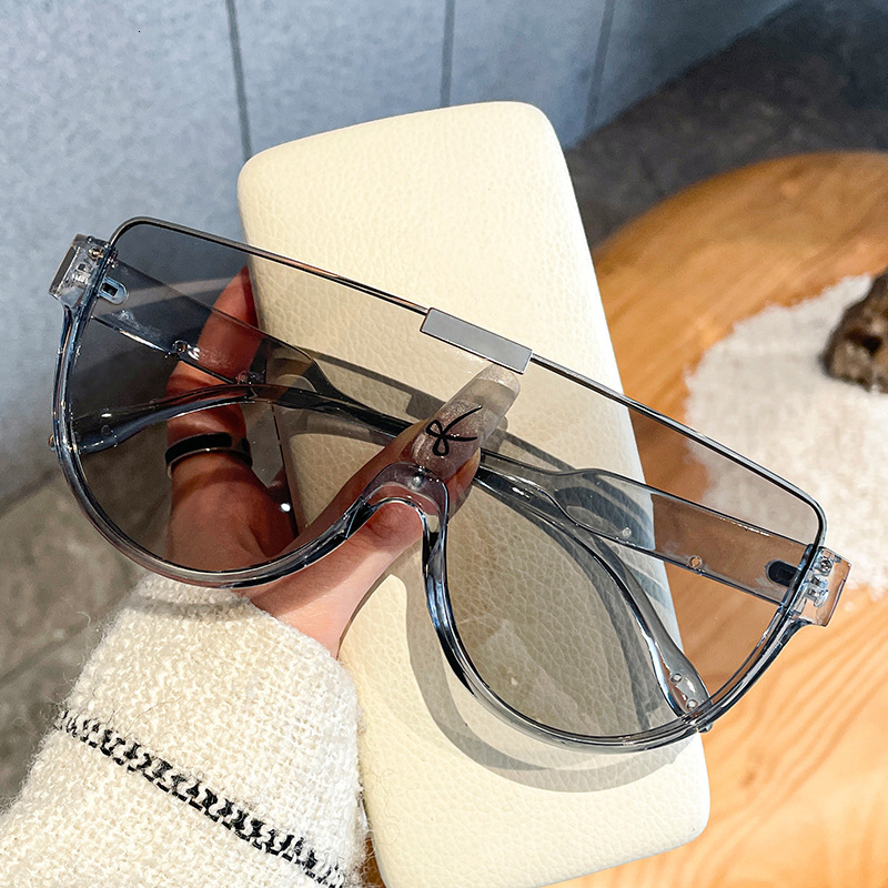 Top Luxury Half Frame Fashionable Outdoor Bicycle Sunglasses With Large Frame Integrated Lenses Men's Sunglasses With Large Face And Slim Fit Des