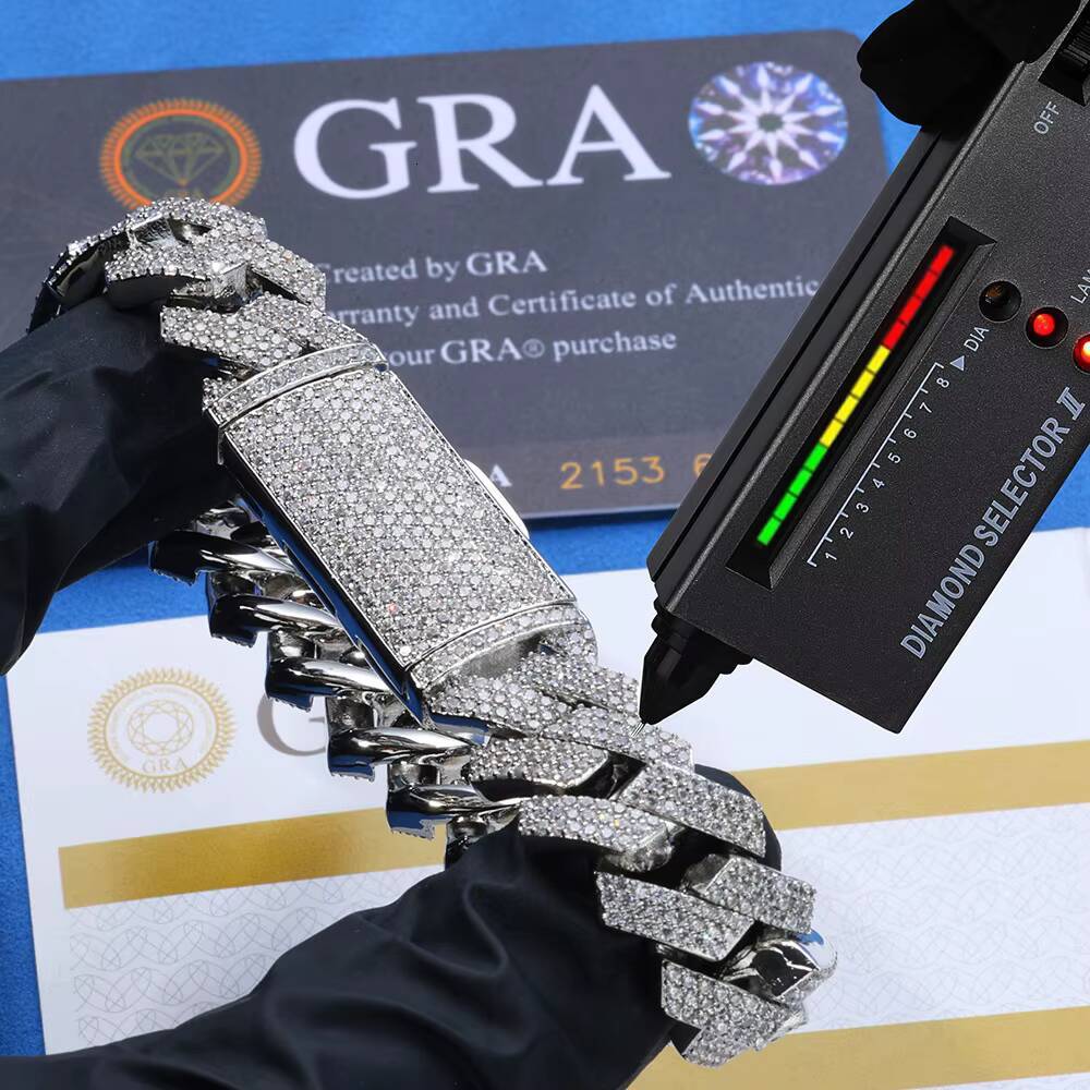 High Quality Hip Hop Style Bling Iced Out Pave Mens Link Chain Bracelets S925 Silver Moissanite Cuban Bracelet