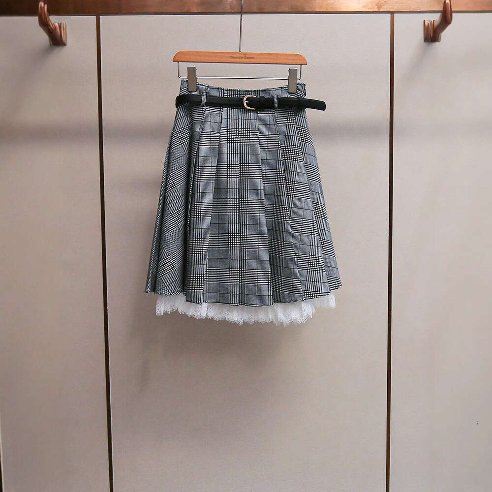 2026 Spring and Summer New French Fashion A9 Elegant Tank Top Checkered Skirt Set for Women