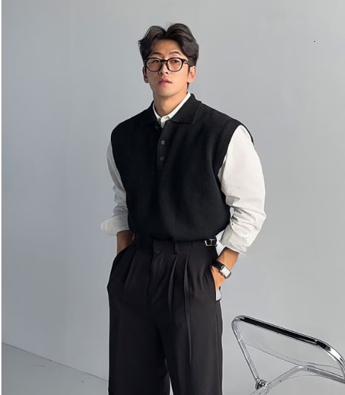 Simple Japanese Retro Sweater Vest Jacket Mens Knitted Cardigan Exterior Vest Trendy 250910