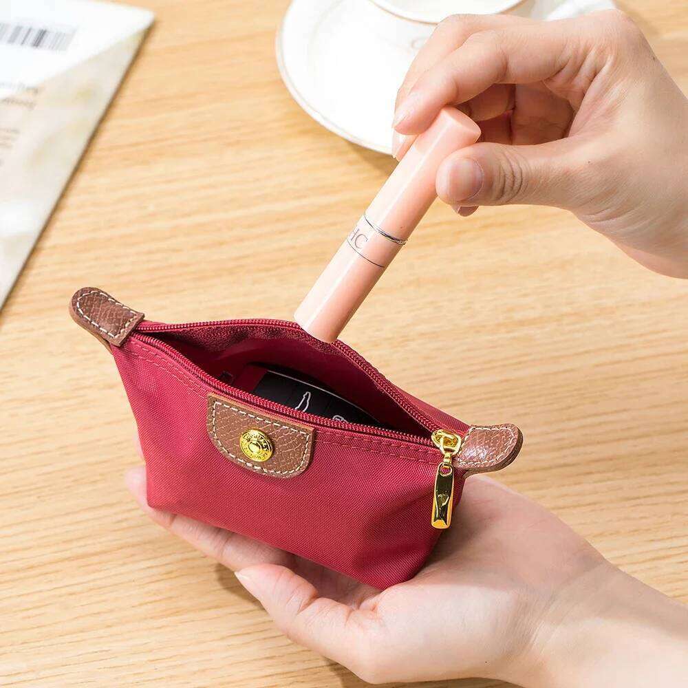 Mini Exquisite Zero Wallet Lightweight and Fashionable Dumpling Portable Lipstick Earphone Storage Bag Coin Purse for Women C260304
